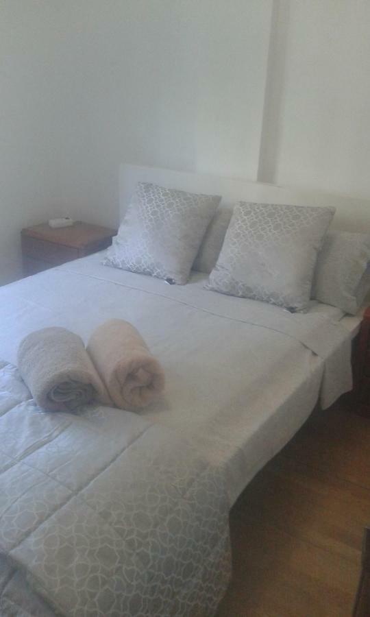 Habitación JC Madrid Exterior foto